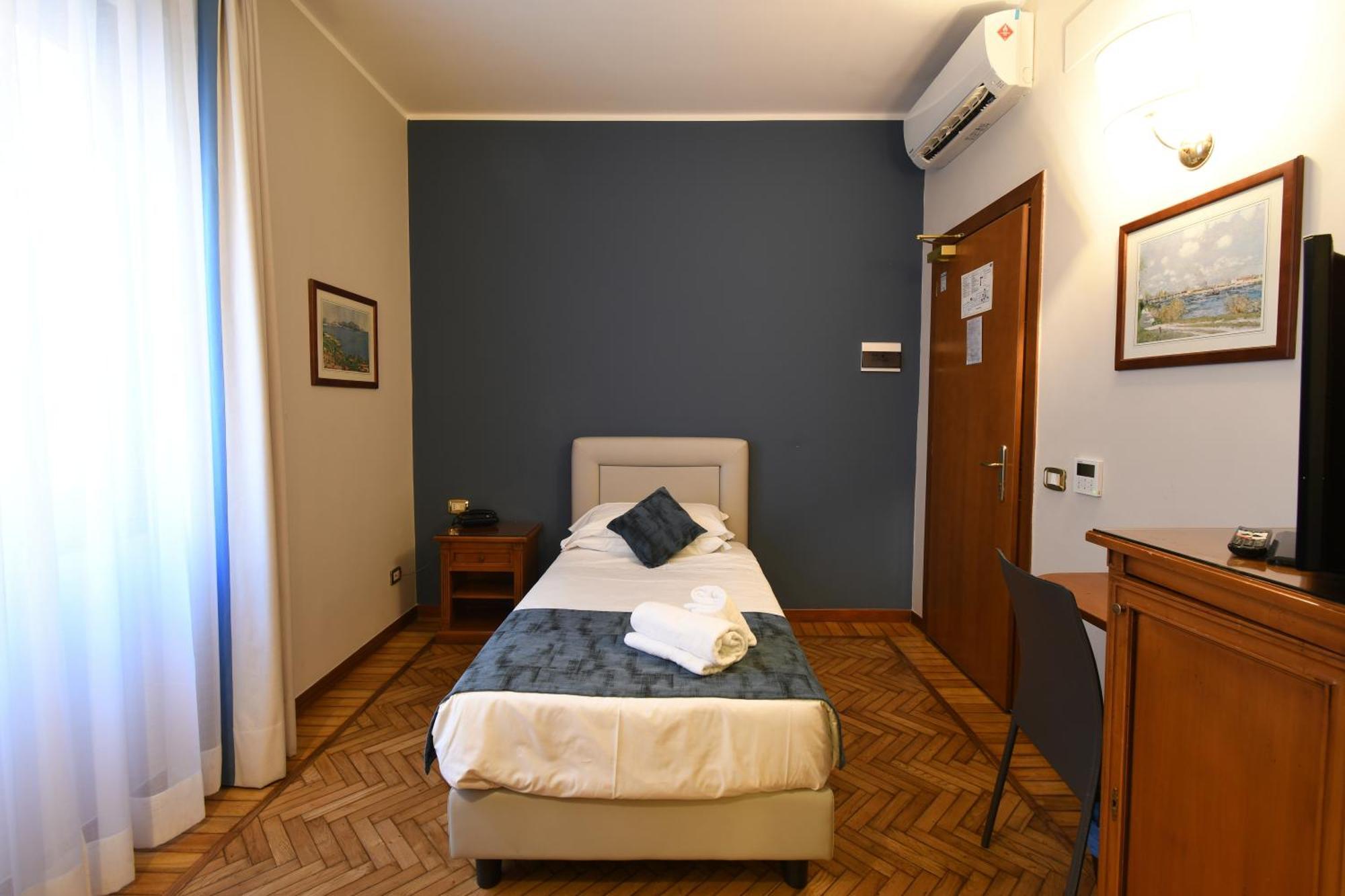 ראפאלו Hotel Cavour מראה חיצוני תמונה